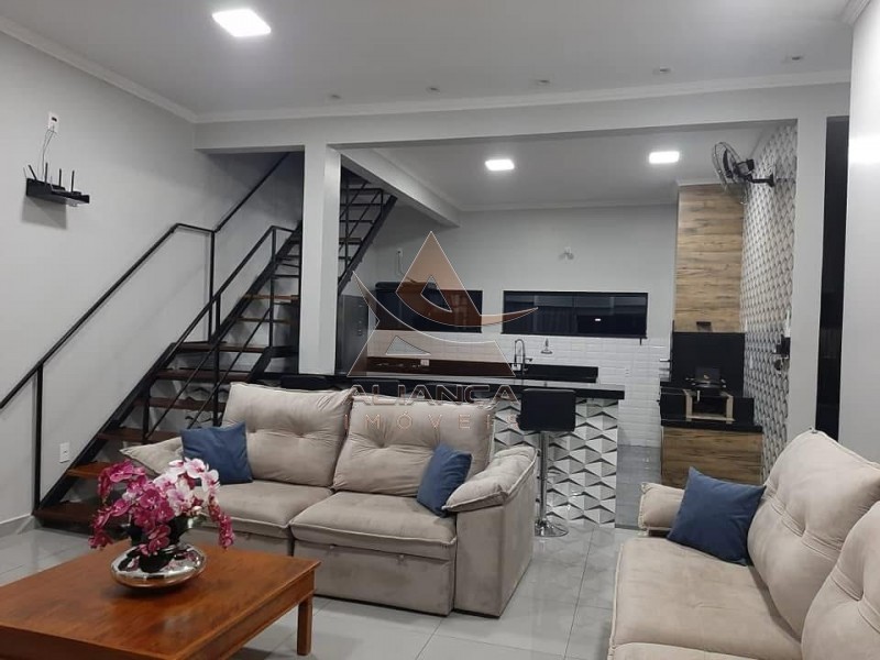 Casa à venda com 2 quartos, 198m² - Foto 2