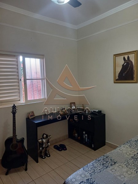 Casa à venda com 3 quartos, 170m² - Foto 11
