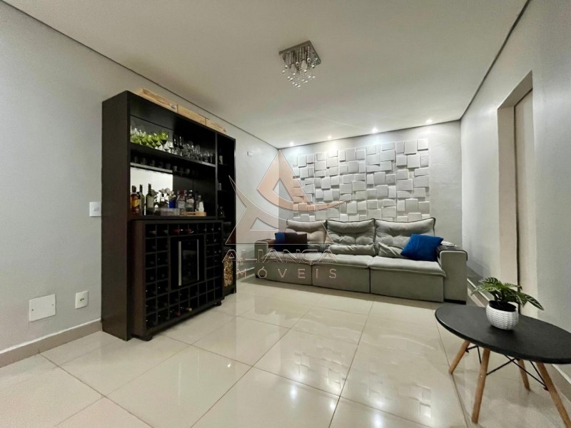 Casa à venda com 3 quartos, 158m² - Foto 3