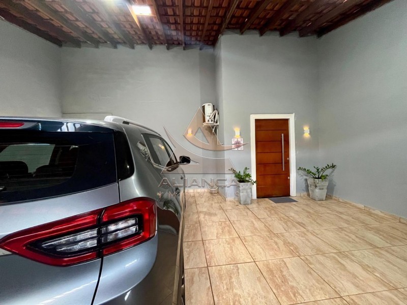 Casa à venda com 3 quartos, 158m² - Foto 2