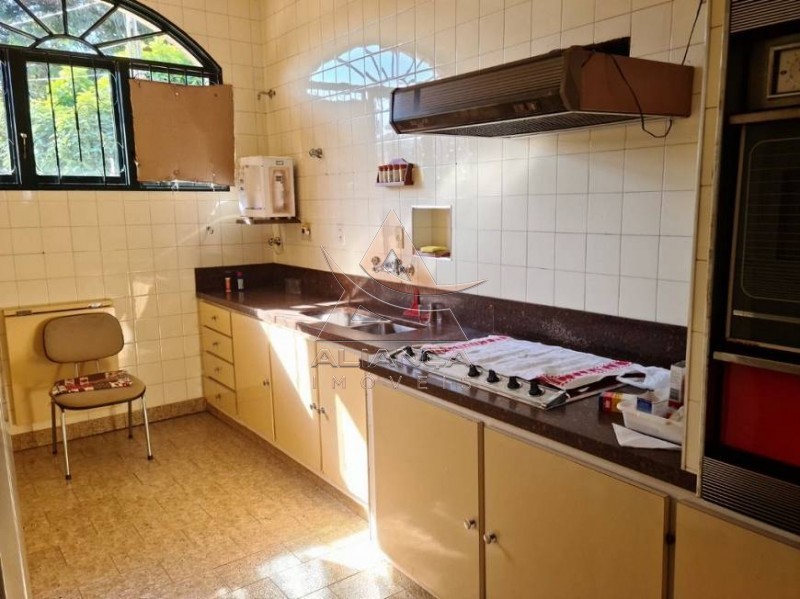 Casa à venda com 3 quartos, 289m² - Foto 11