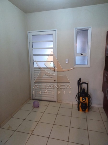 Casa à venda com 2 quartos, 47m² - Foto 13